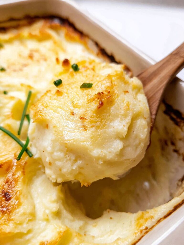 Creamiest Baked Mashed Potatoes Recipe for Thanksgiving Sides